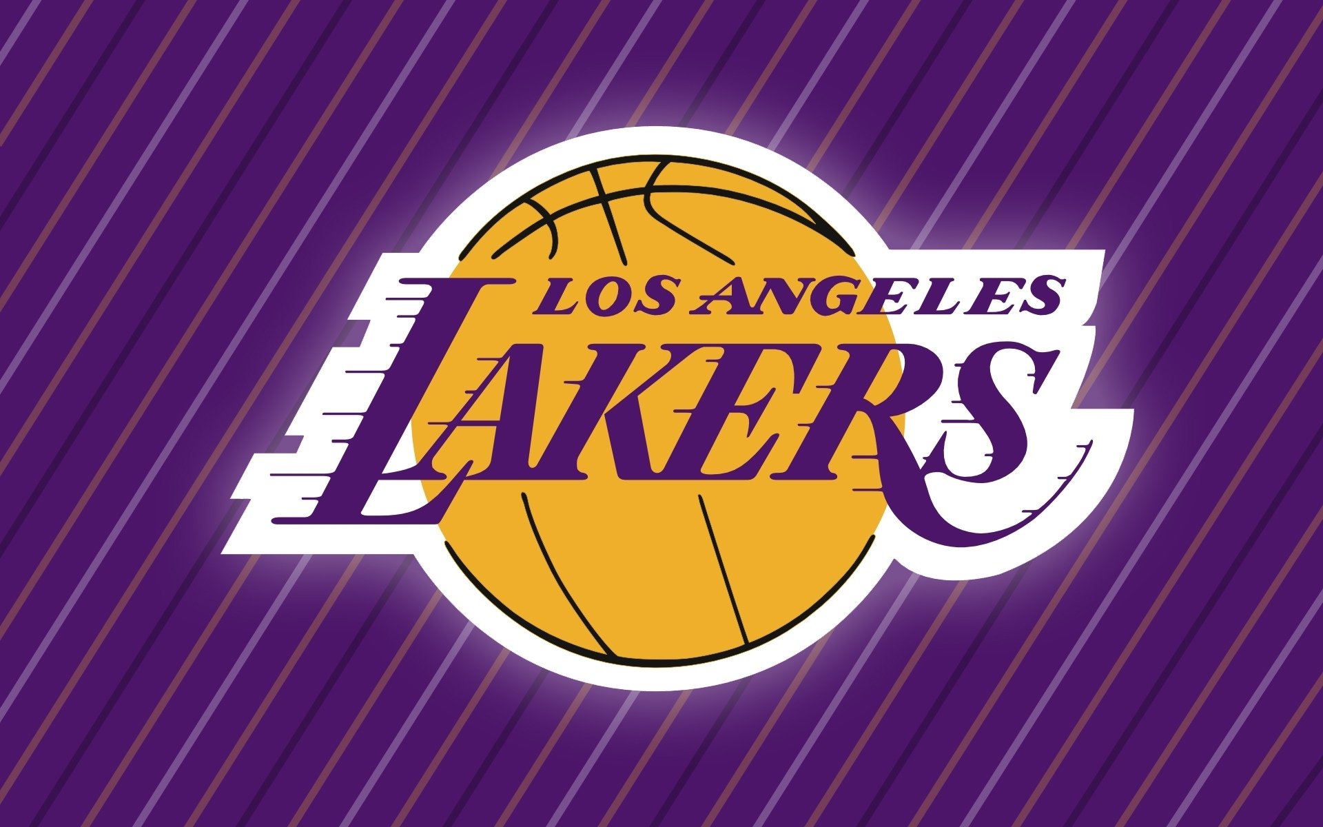 NBA季后赛激战正酣，凯尔特人险胜雄鹿，库里50分创纪录助勇士扳平比分
