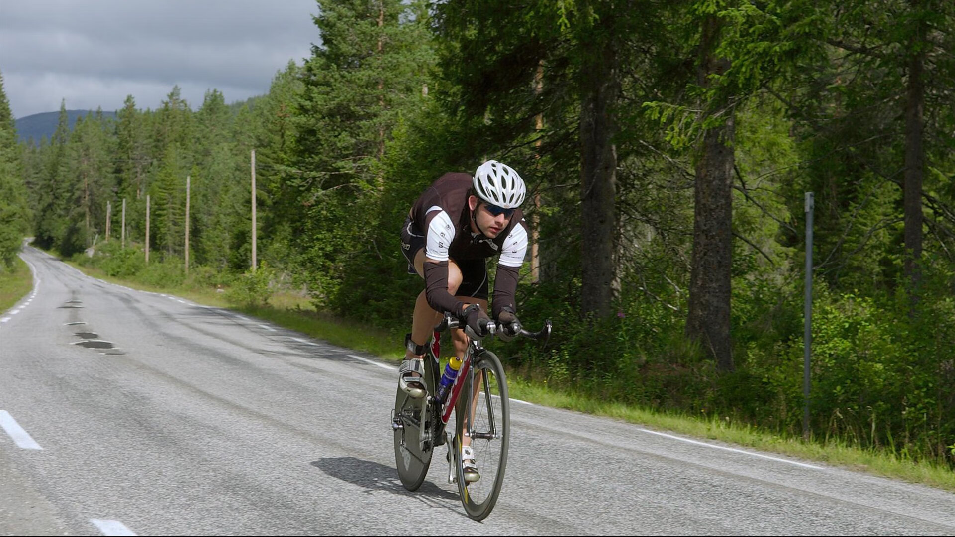 费迪南德为科纳特辩护，转会传闻不应成为指责年轻球员的武器