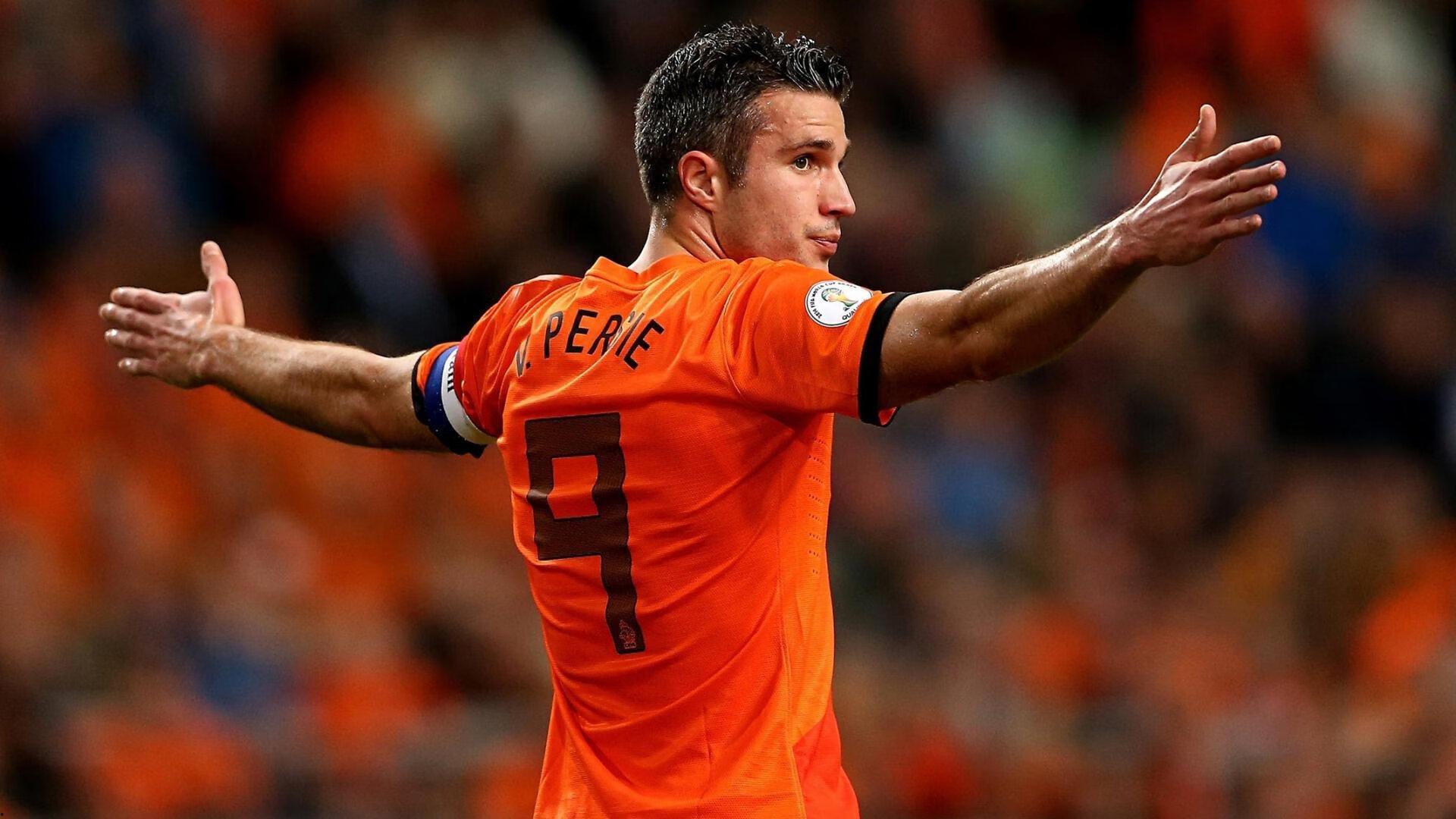 希勒盛赞哈兰德,完美中锋,有望在六七年内打破英超进球纪录